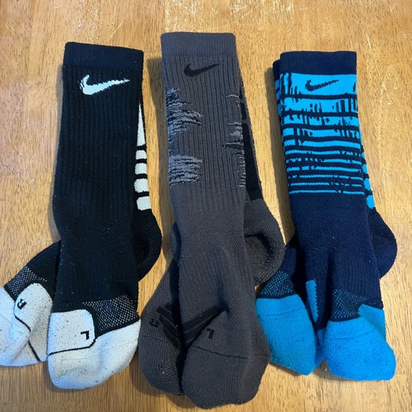 Nike Athletic Crew Socks - Picture 2 of 3